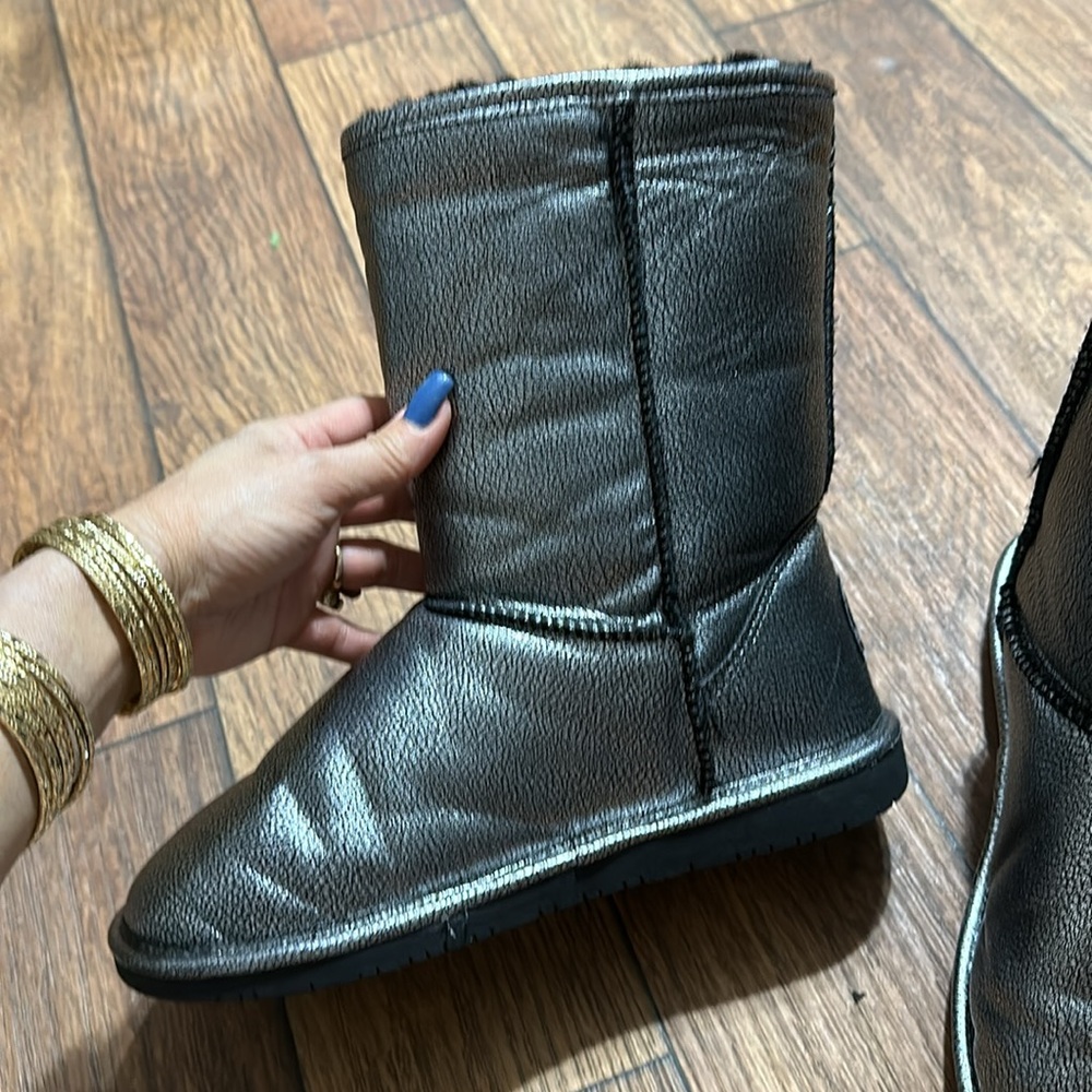 Nice boot - Picture 2 of 4